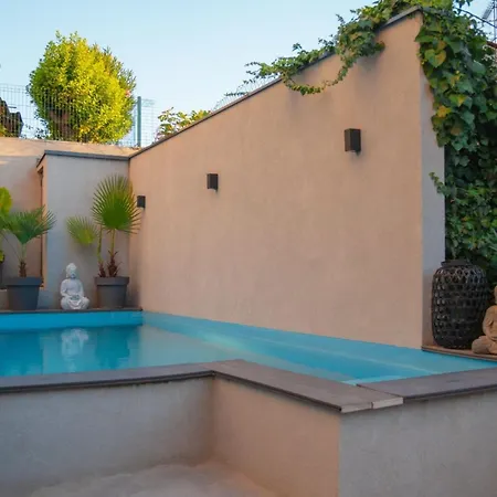 Apartment Classic One Bedroom With Sea View Pula